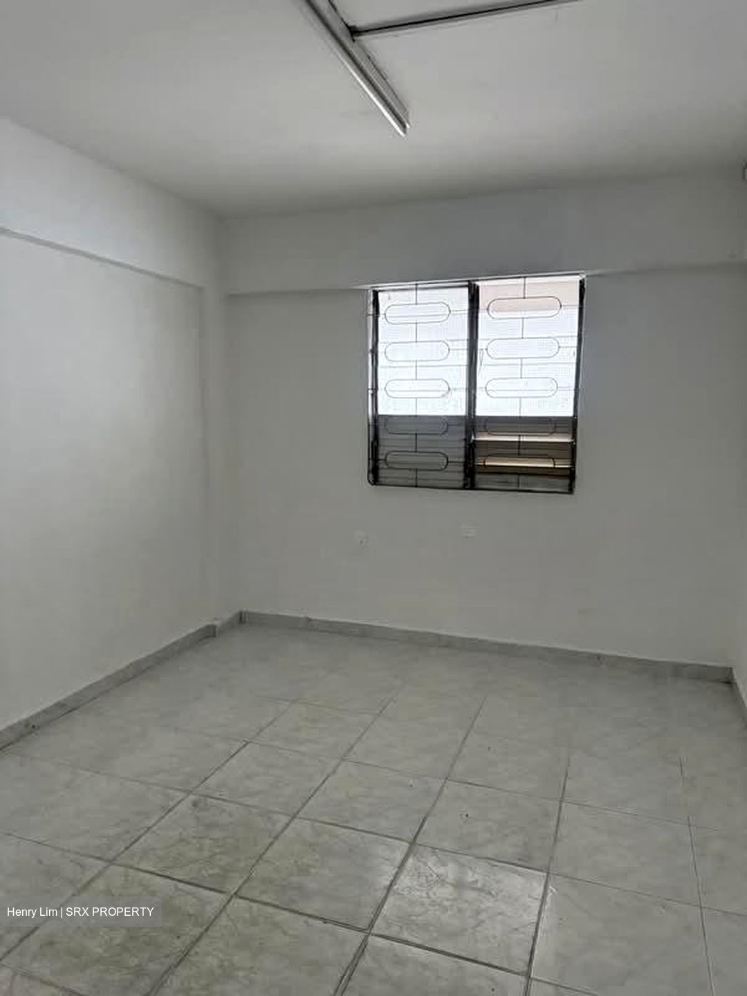 Yishun Ring Road (D27), Shop House #582820081